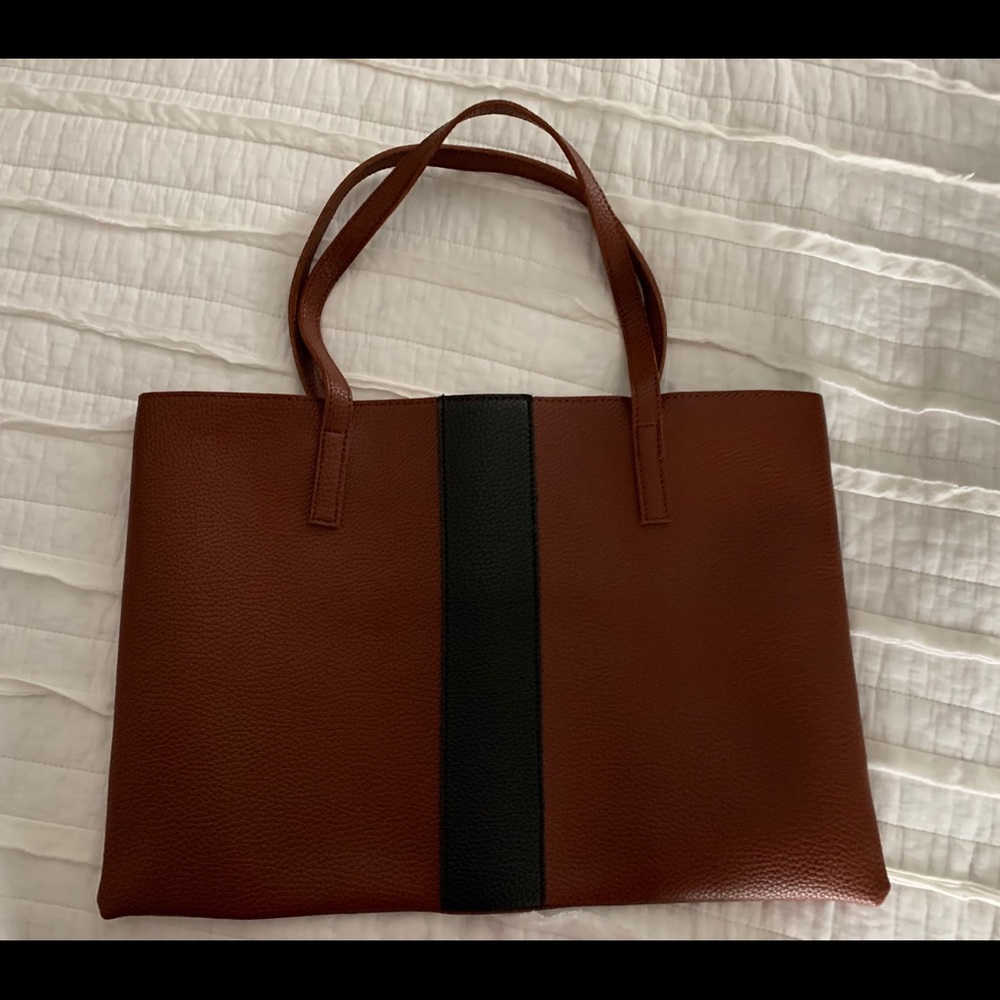 Vince Camuto leather bag *NEW*
